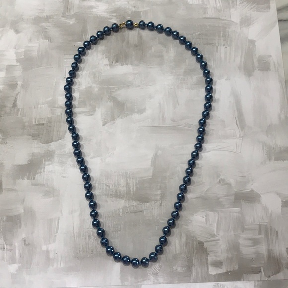 Vintage Hand Knotted Steel Blue Faux Pearl Necklace; 24"; Ball Bead Clasp - Picture 6 of 8